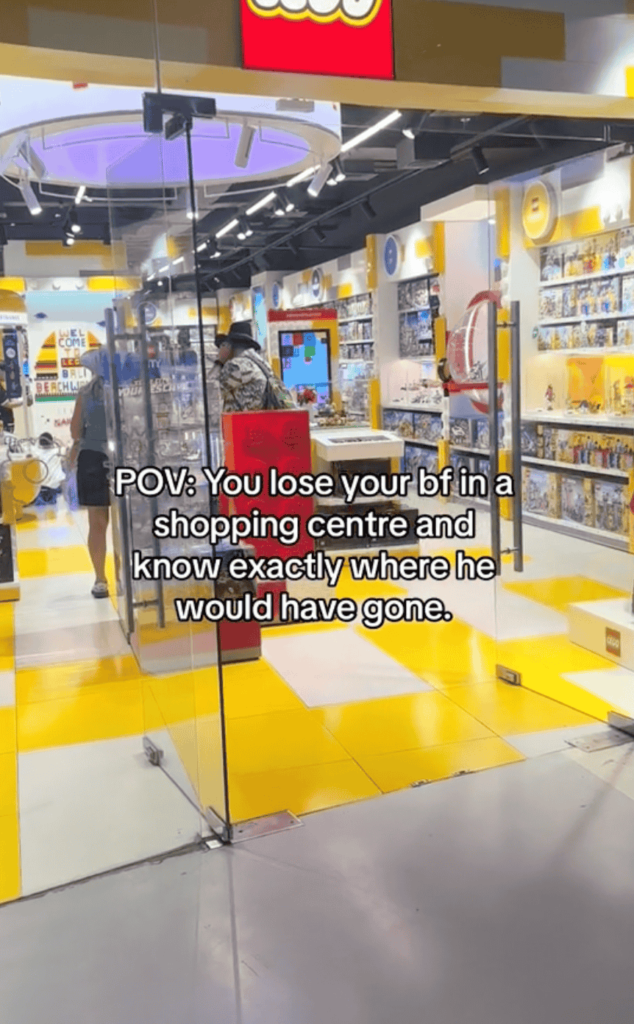 losing-my-boyfriend-in-a-mall-trend Losing My Boyfriend In A Mall